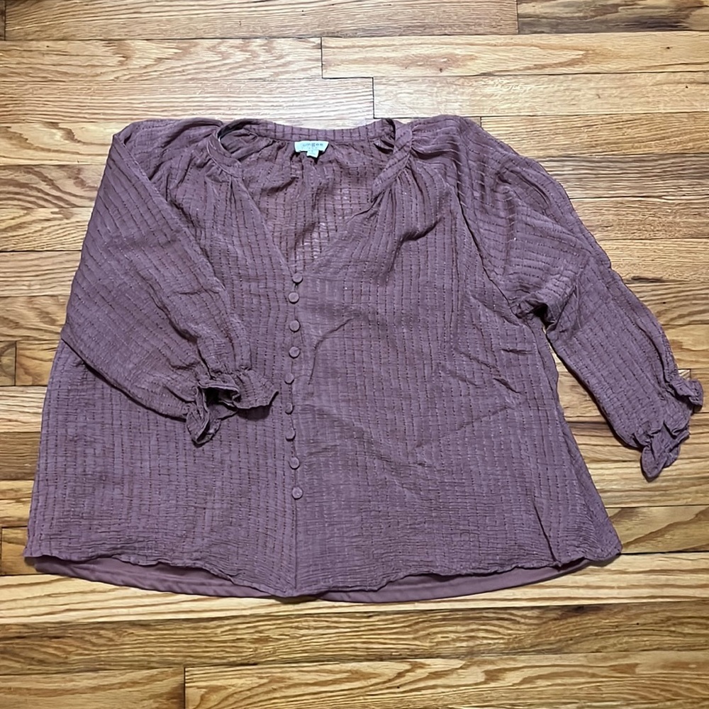 Umgee - 3/4 length blush-colored shirt- like new/no damage